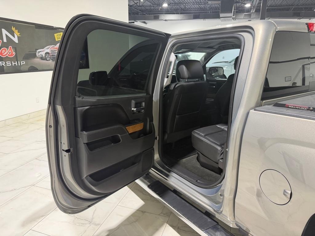 Chevrolet Silverado 1500 LTZ Crew Cab 2WD 2017