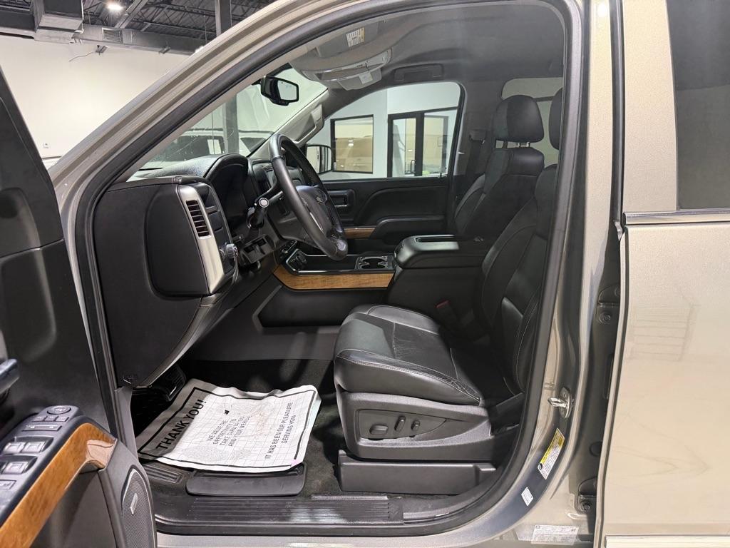 Chevrolet Silverado 1500 LTZ Crew Cab 2WD 2017