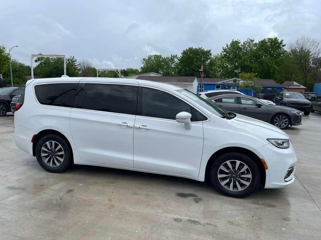 Chrysler Pacifica Hybrid Touring L 2022