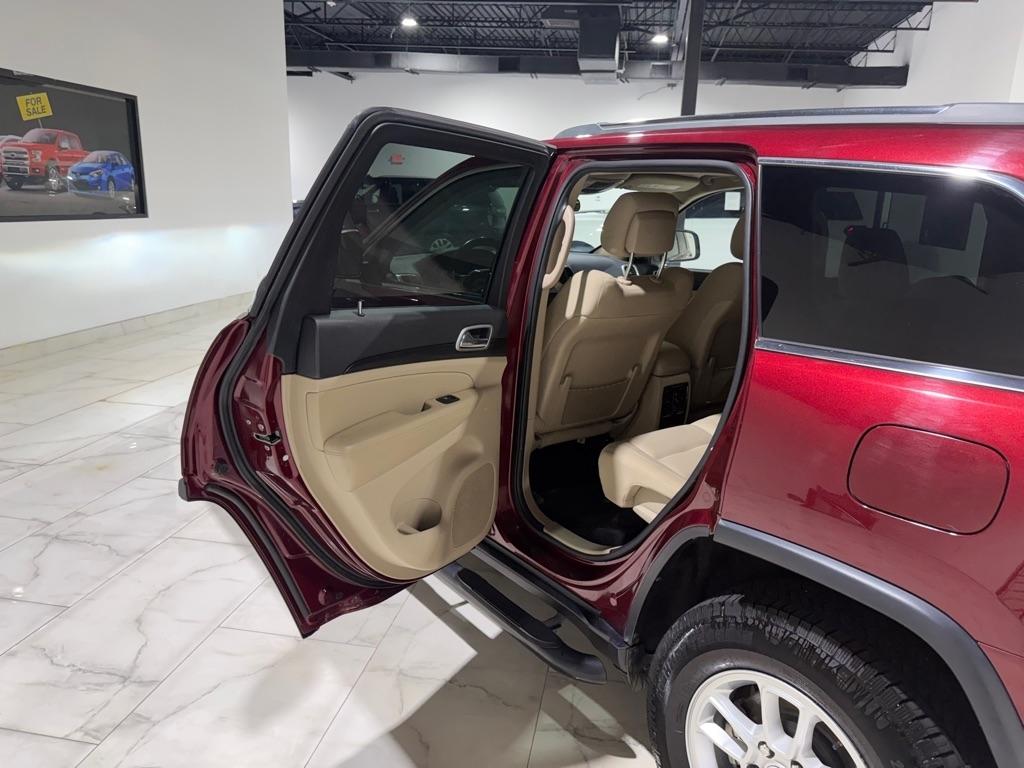 Jeep Grand Cherokee Laredo 2WD 2020