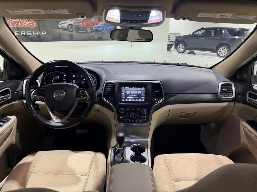 Jeep Grand Cherokee Laredo 2WD 2020