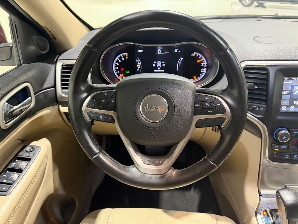 Jeep Grand Cherokee Laredo 2WD 2020