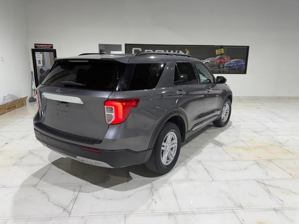 Ford Explorer XLT AWD 2021