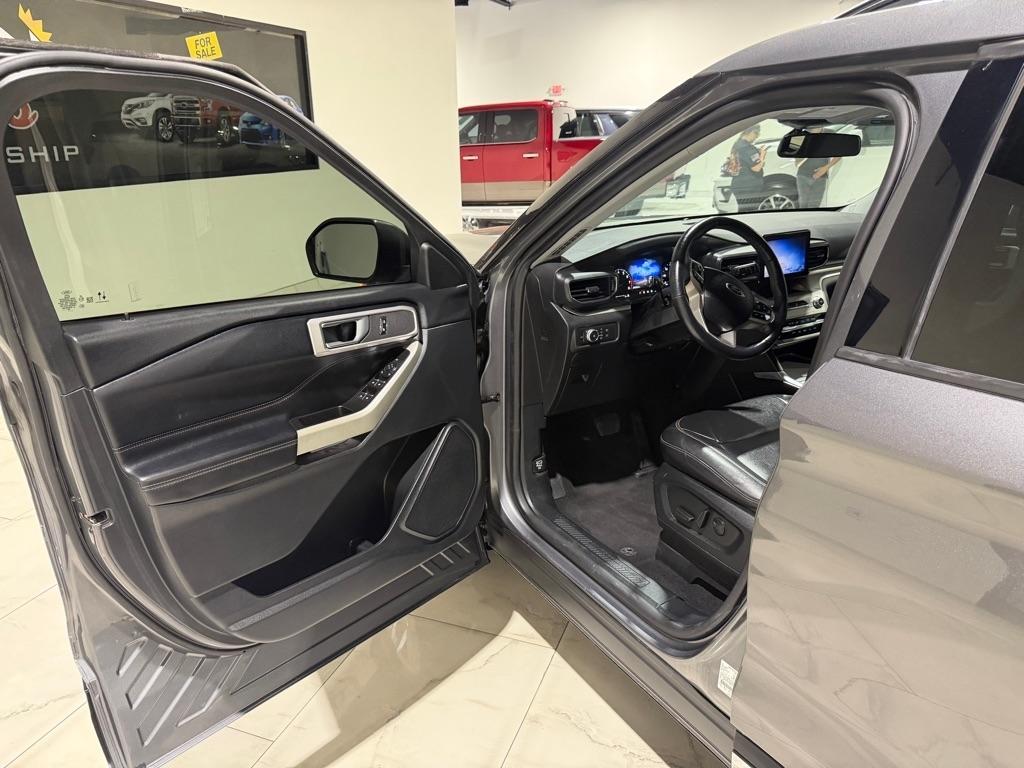 Ford Explorer XLT AWD 2021