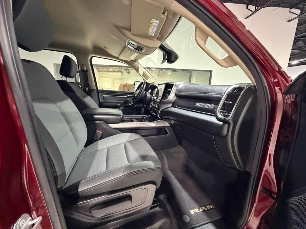 RAM 1500 Big Horn Crew Cab SWB 4WD 2020