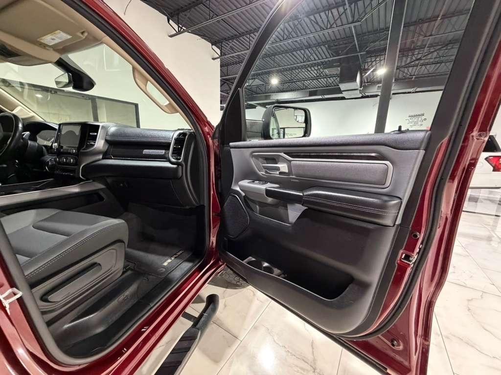 RAM 1500 Big Horn Crew Cab SWB 4WD 2020