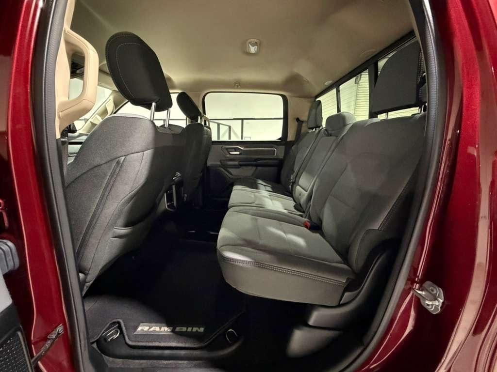 RAM 1500 Big Horn Crew Cab SWB 4WD 2020