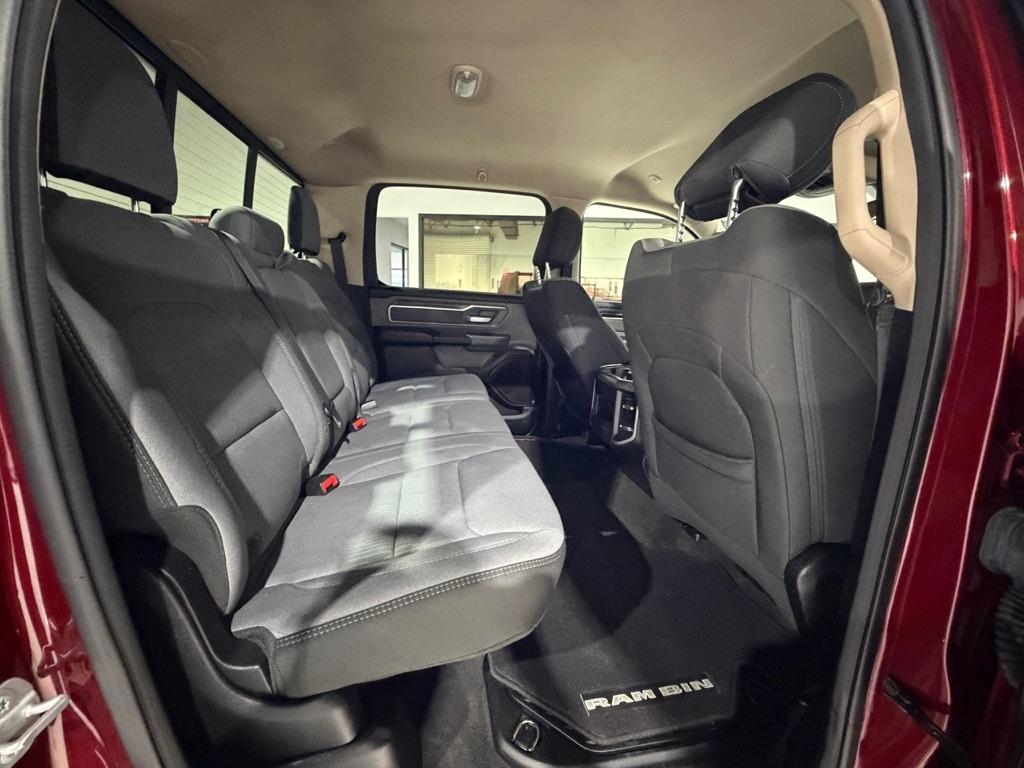 RAM 1500 Big Horn Crew Cab SWB 4WD 2020