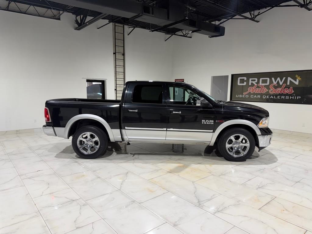 RAM 1500 Laramie Crew Cab SWB 4WD 2016