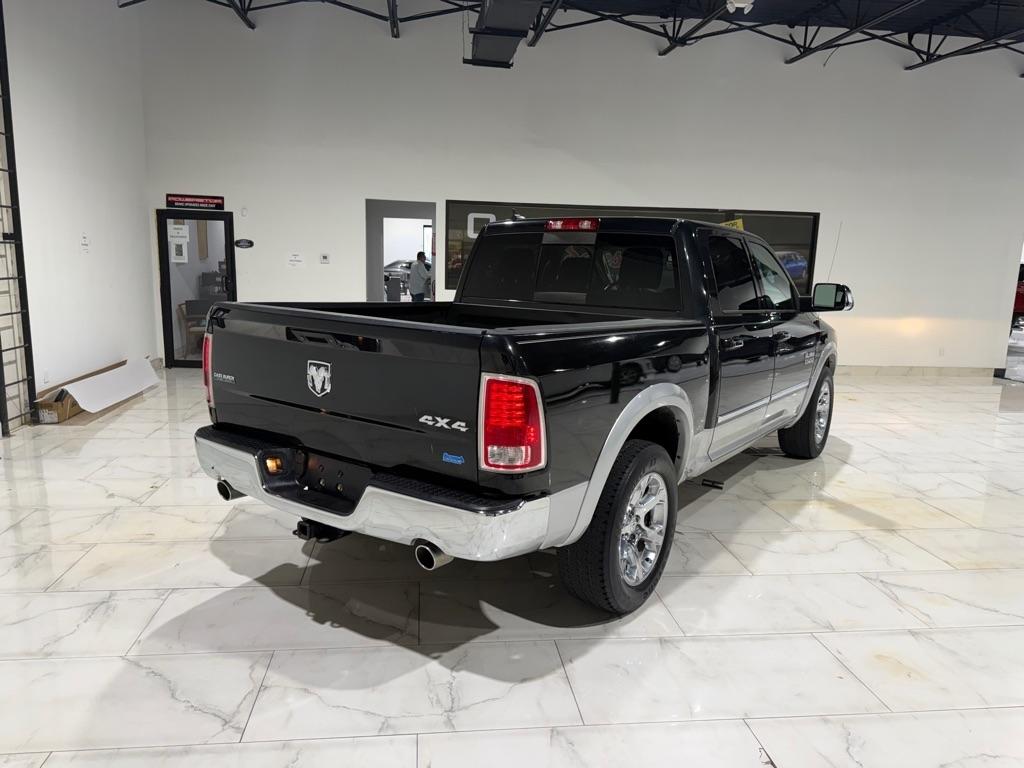 RAM 1500 Laramie Crew Cab SWB 4WD 2016