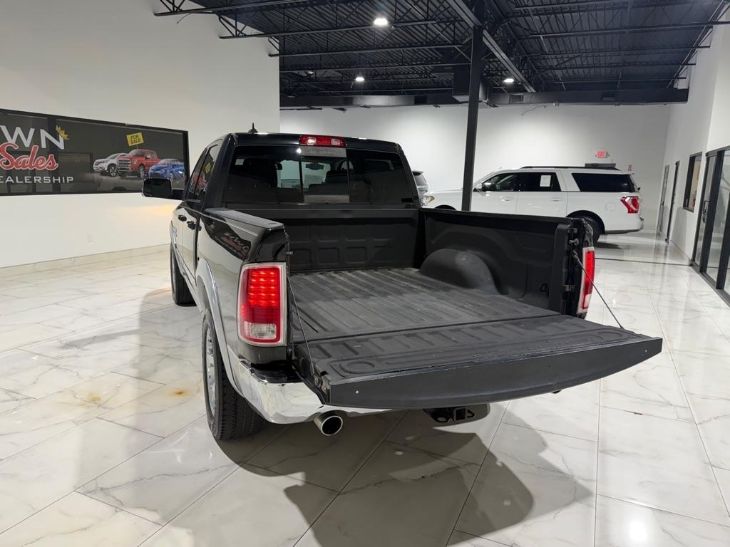 RAM 1500 Laramie Crew Cab SWB 4WD 2016