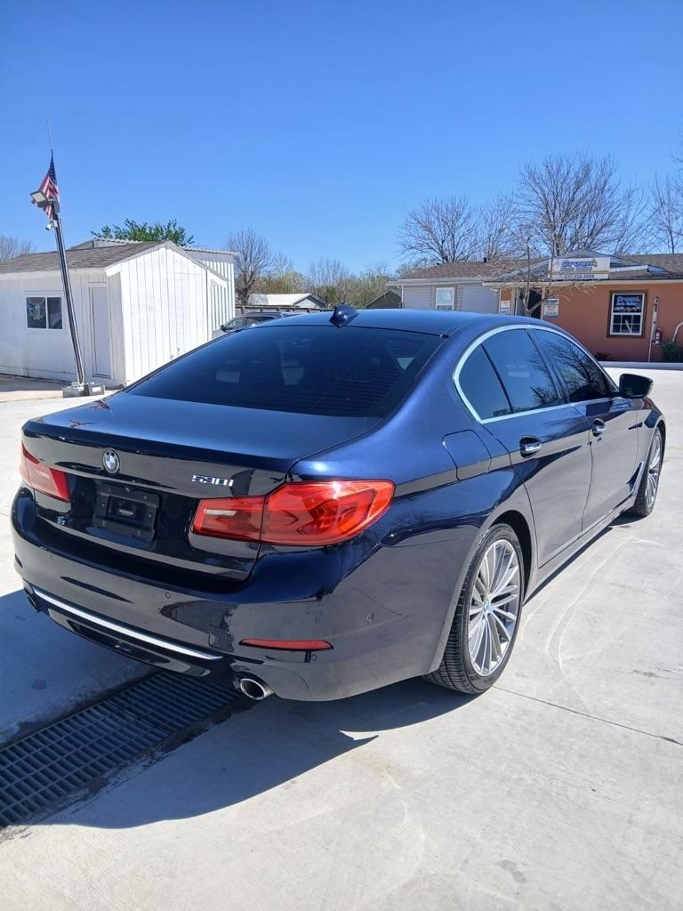 BMW 5-Series 530i 2017