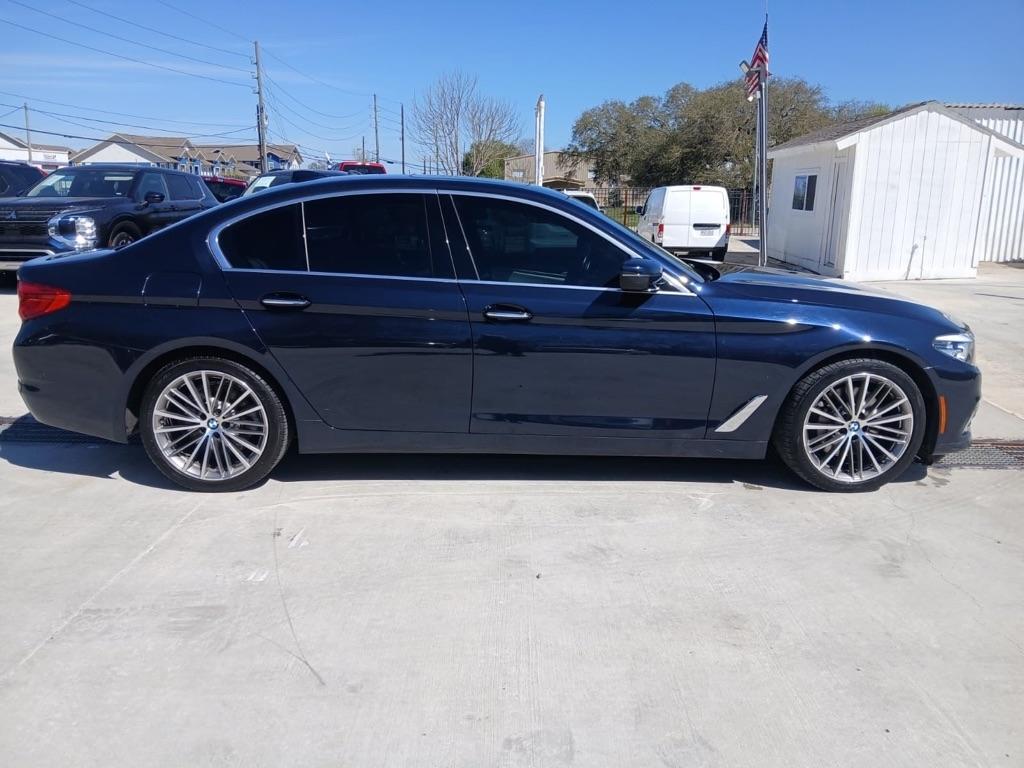 BMW 5-Series 530i 2017