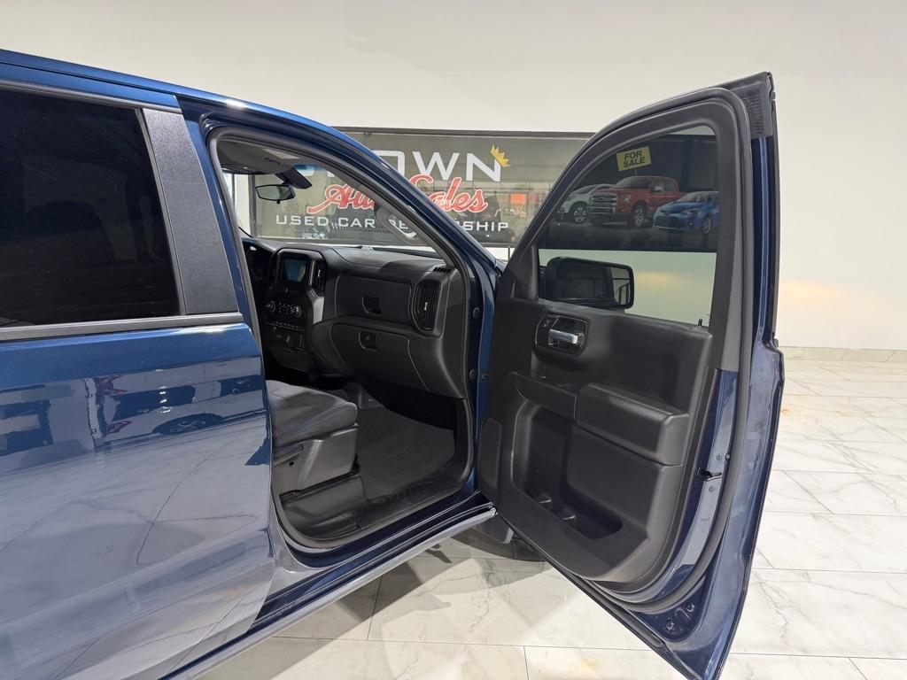 Chevrolet Silverado 1500 Custom Crew Cab Short Box 2WD 2021