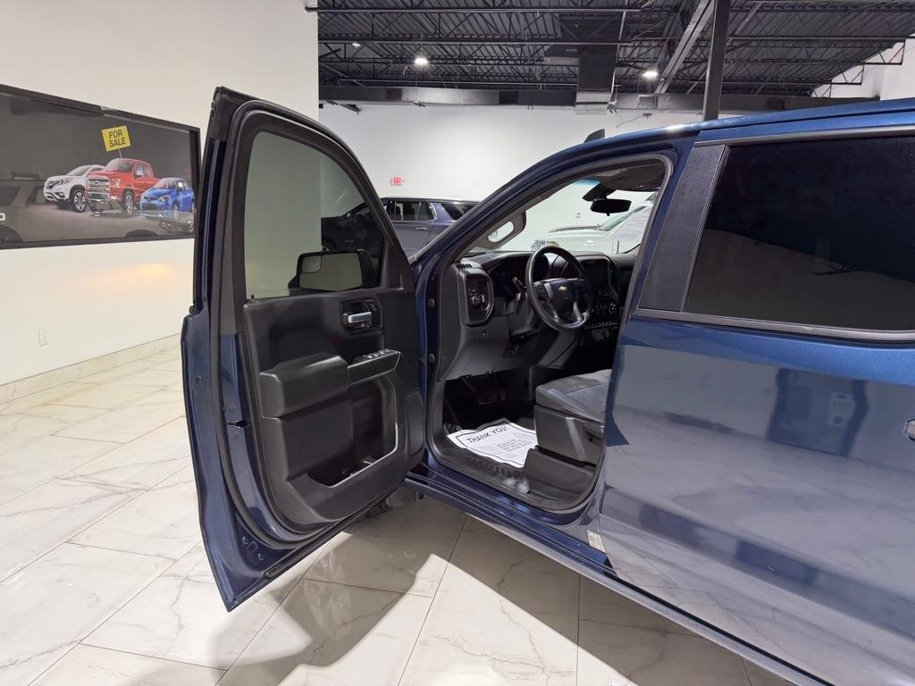 Chevrolet Silverado 1500 Custom Crew Cab Short Box 2WD 2021