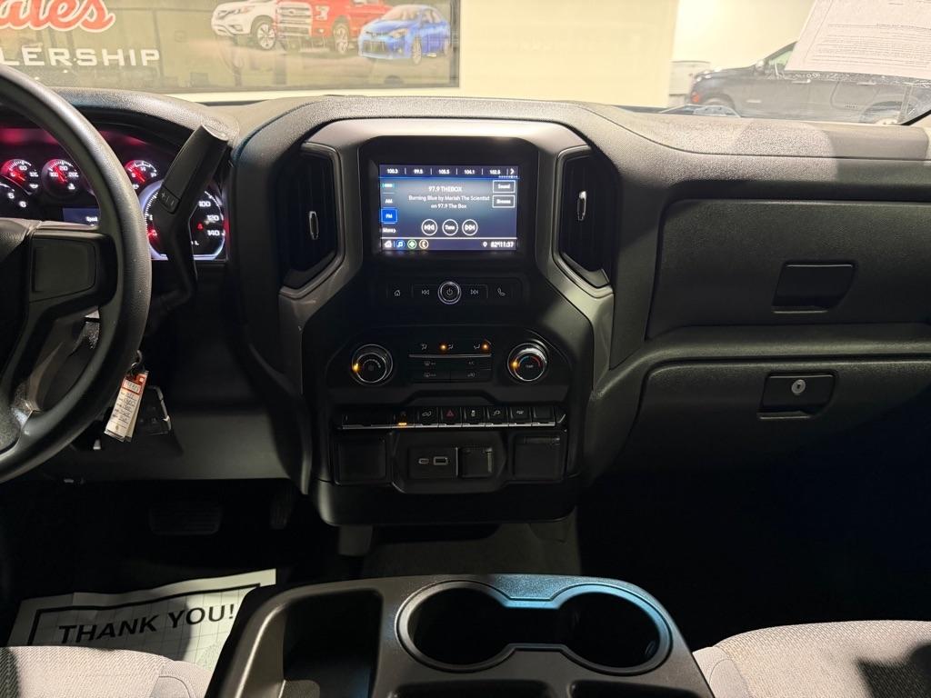 Chevrolet Silverado 1500 Custom Crew Cab Short Box 2WD 2021