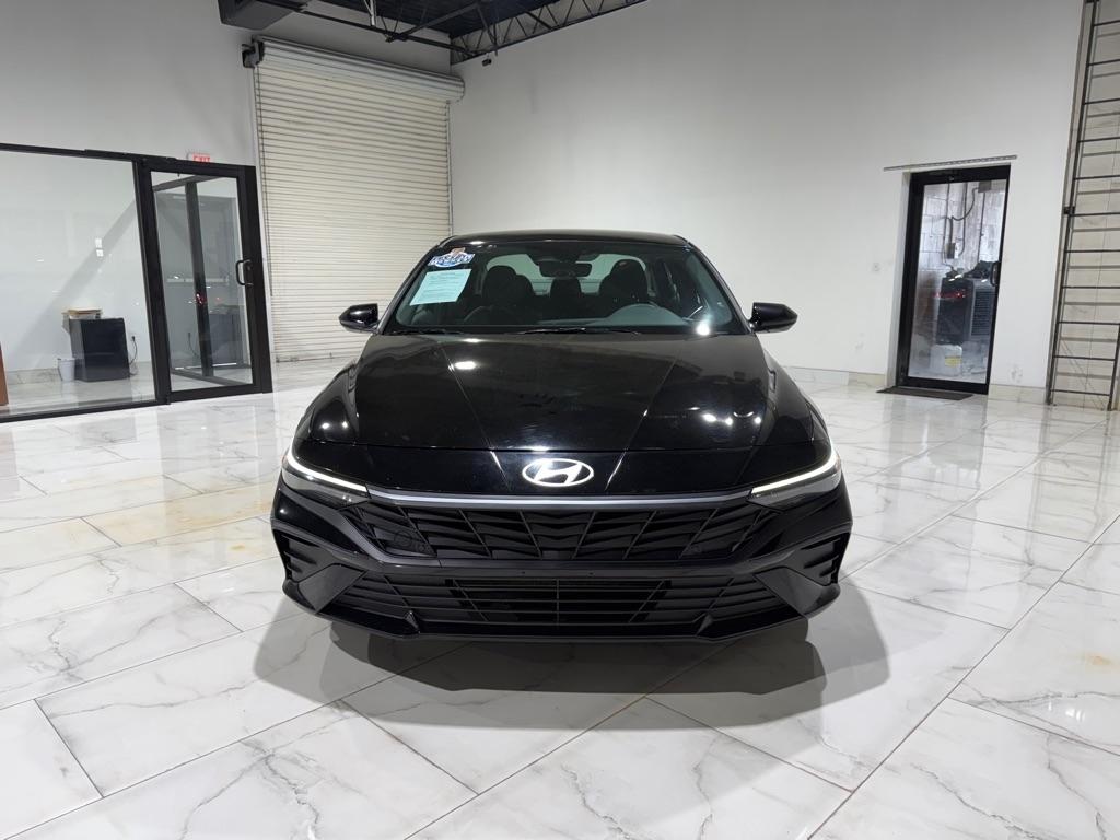 Hyundai Elantra SEL 2024