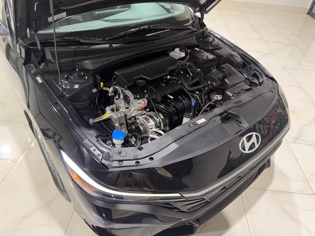 Hyundai Elantra SEL 2024