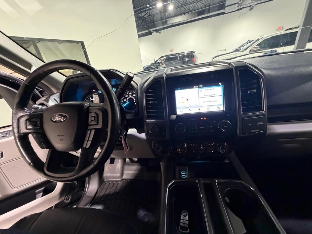 Ford F-150 XLT SuperCrew 6.5-ft. Bed 4WD 2017