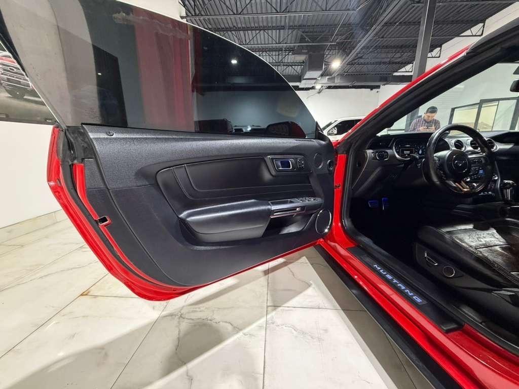 Ford Mustang GT convertible 2019