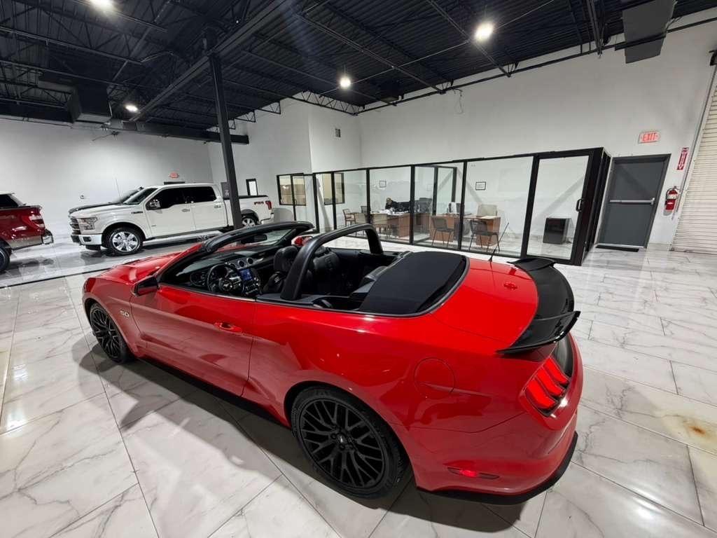 Ford Mustang GT convertible 2019