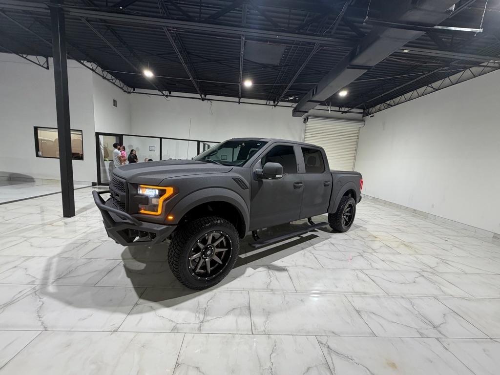 Ford F-150 Raptor SuperCrew 4WD 2018
