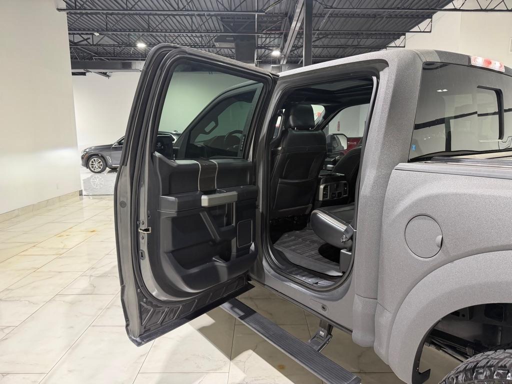 Ford F-150 Raptor SuperCrew 4WD 2018