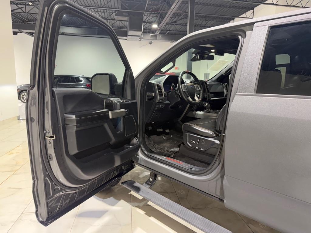 Ford F-150 Raptor SuperCrew 4WD 2018