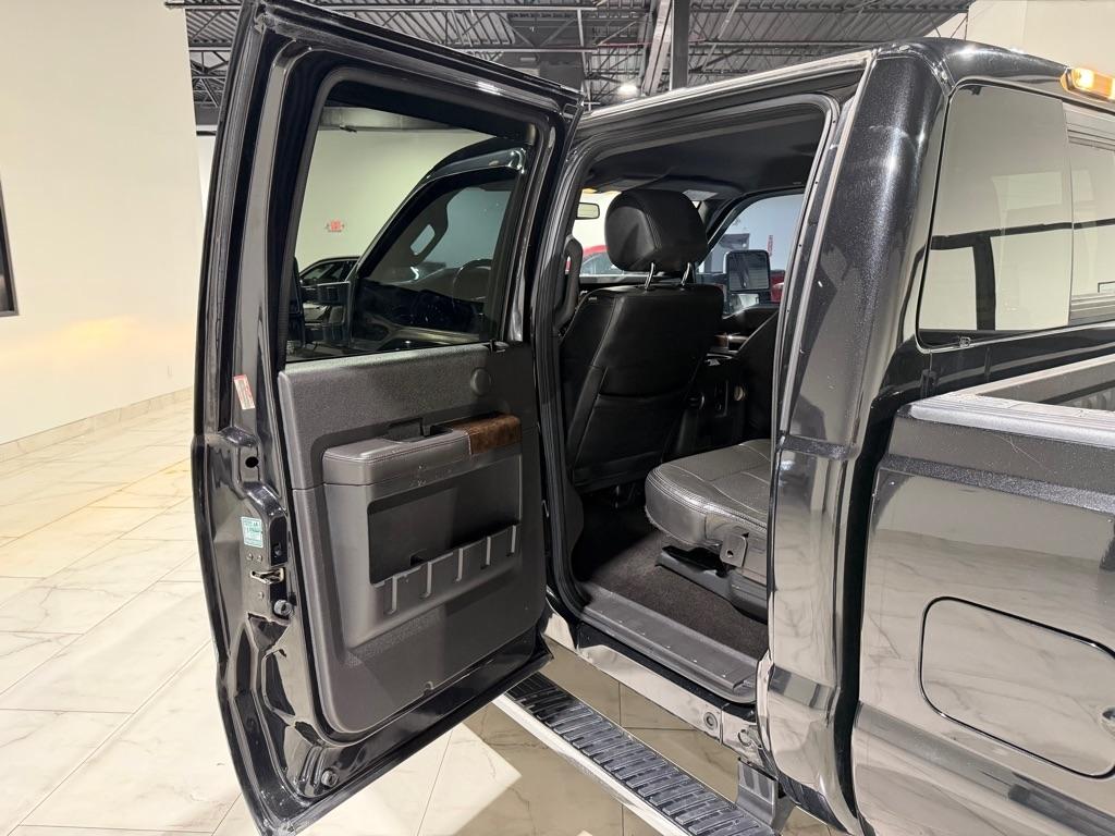 Ford F-350 SD Lariat Crew Cab 4WD 2015