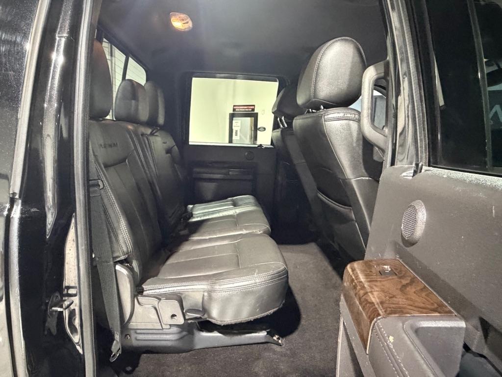 Ford F-350 SD Lariat Crew Cab 4WD 2015