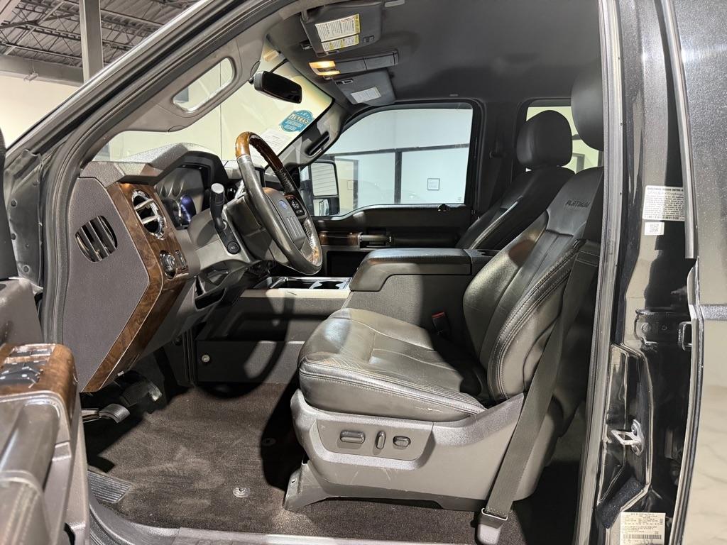 Ford F-350 SD Lariat Crew Cab 4WD 2015