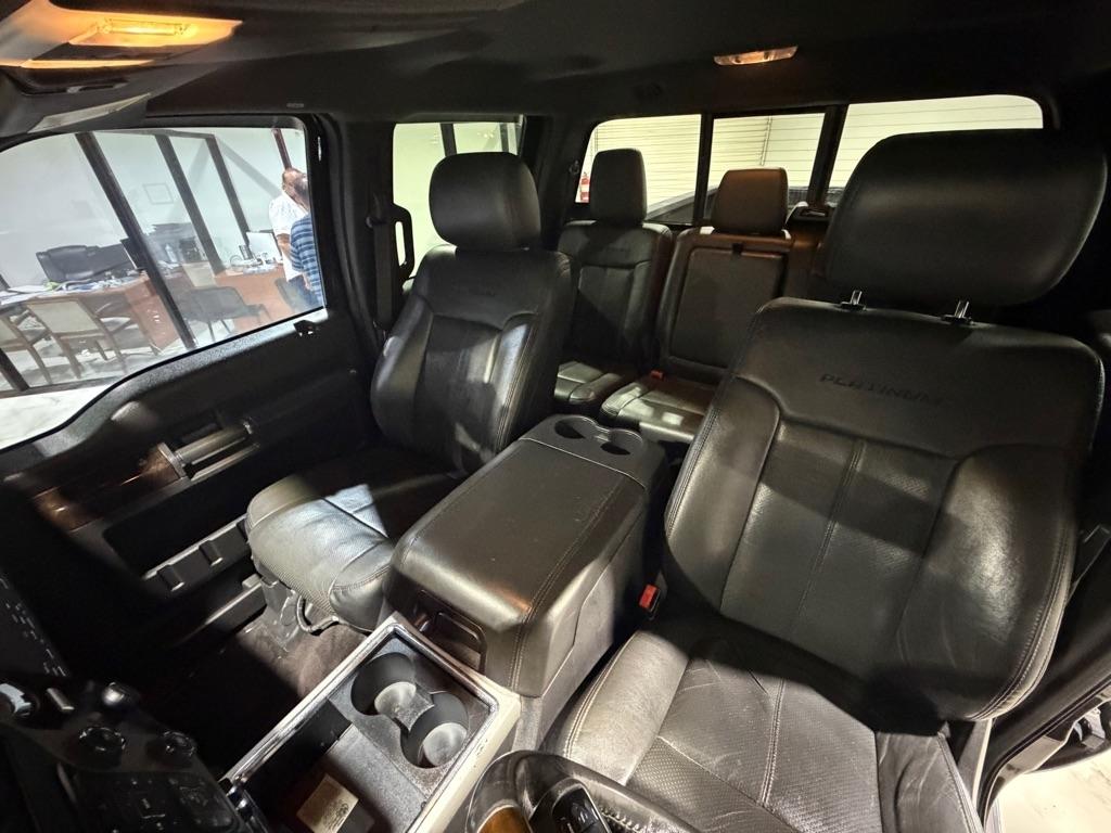 Ford F-350 SD Lariat Crew Cab 4WD 2015