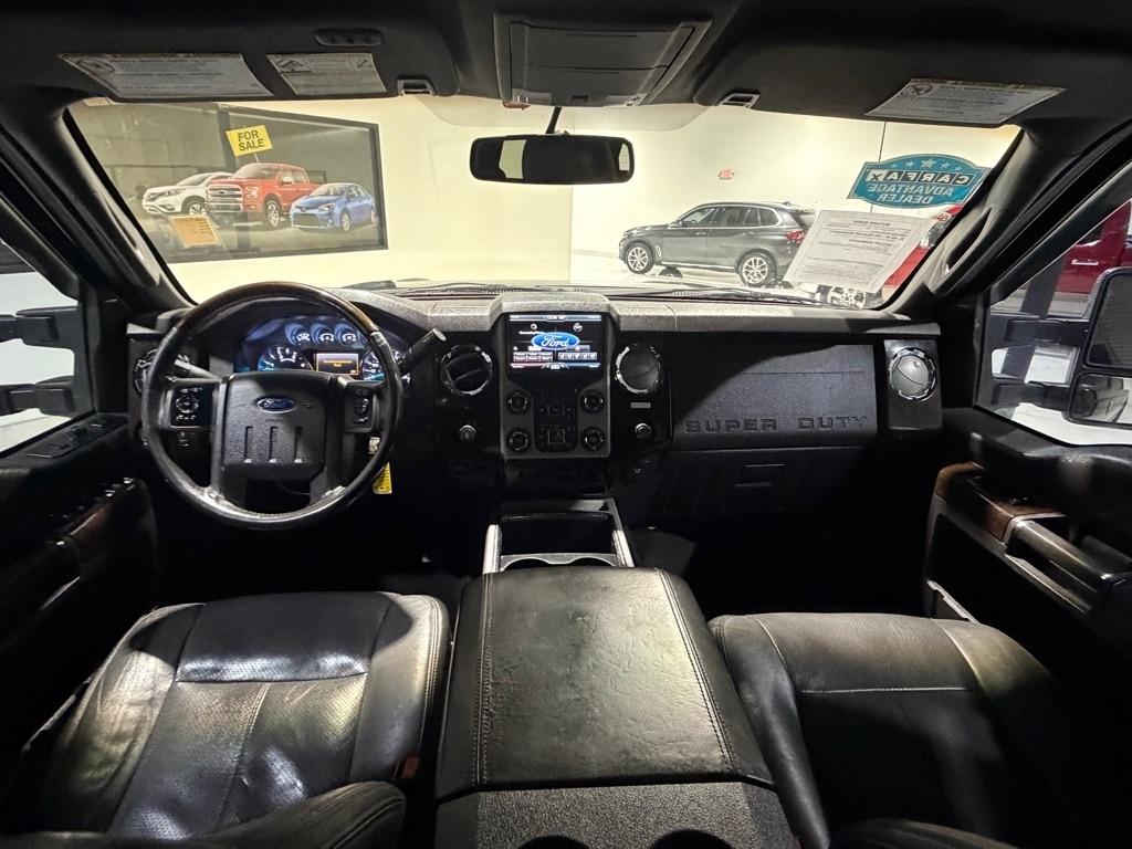 Ford F-350 SD Lariat Crew Cab 4WD 2015