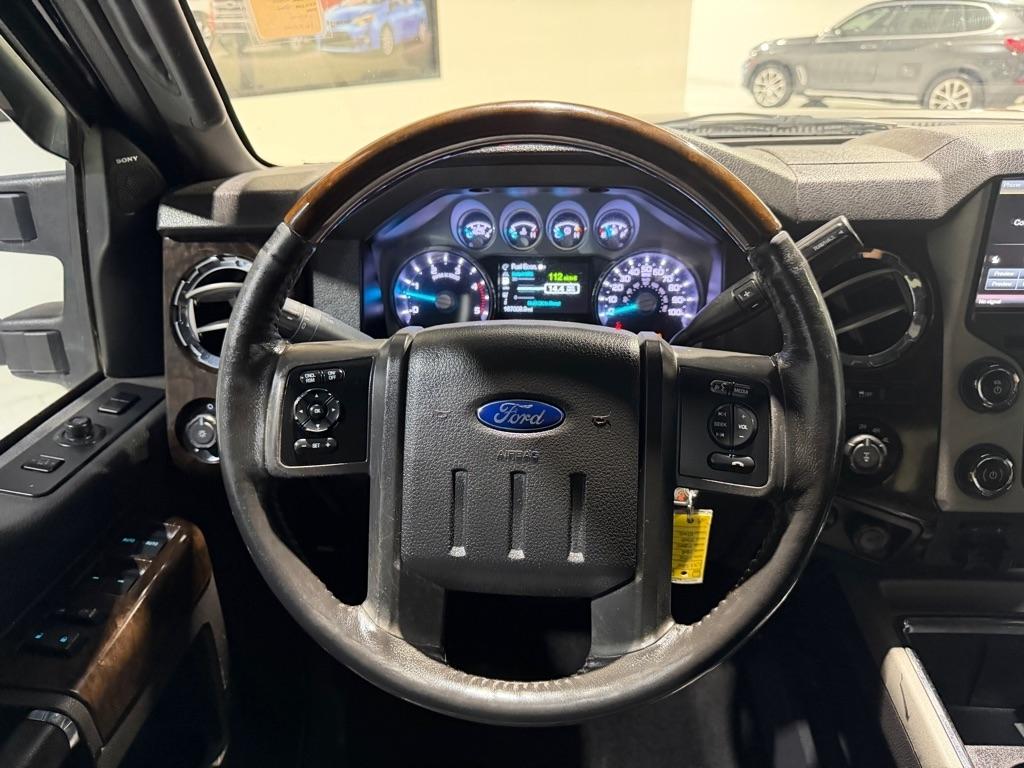 Ford F-350 SD Lariat Crew Cab 4WD 2015