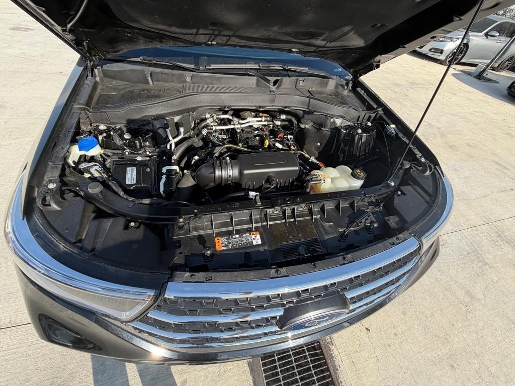 Ford Explorer XLT 2023