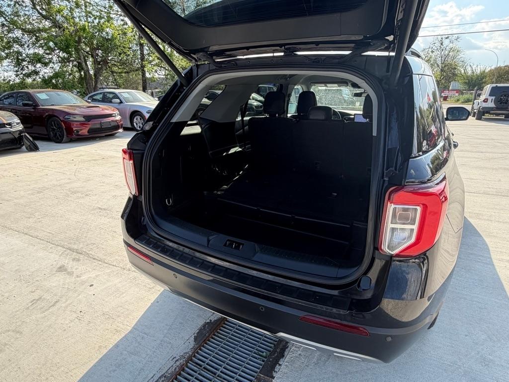 Ford Explorer XLT 2023