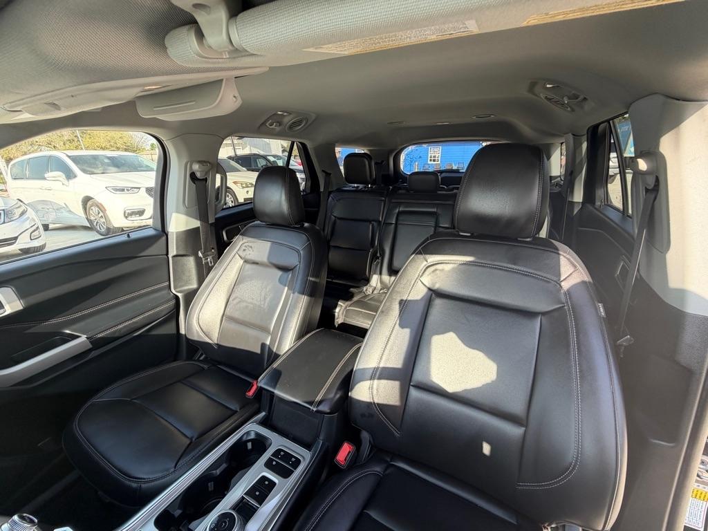 Ford Explorer XLT 2023