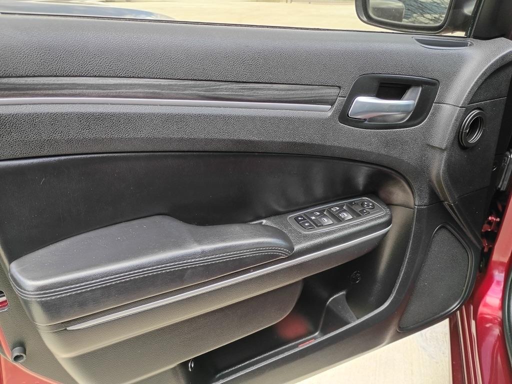 Chrysler 300 Touring L 2022