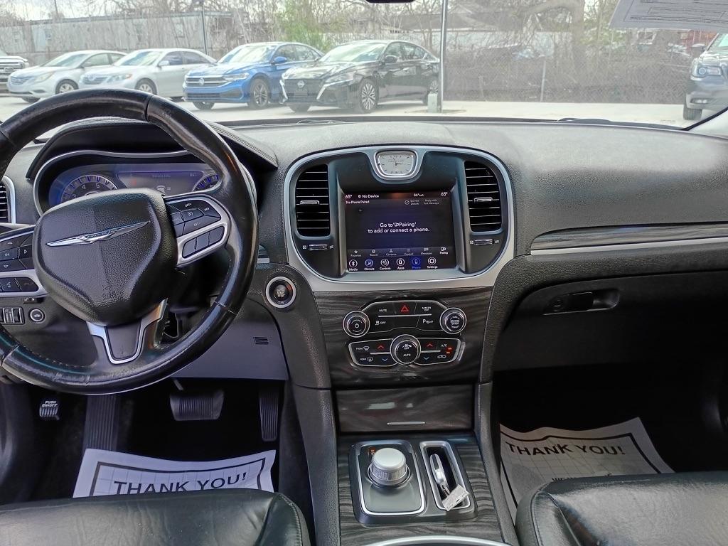 Chrysler 300 Touring L 2022