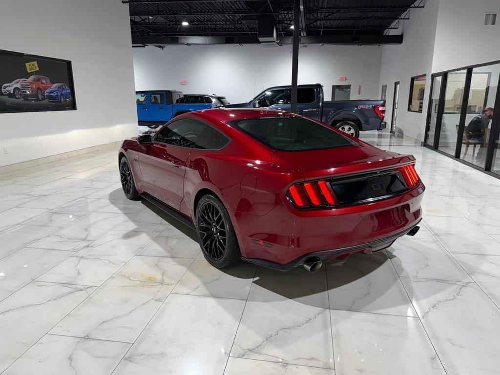 Ford Mustang GT Premium Coupe 2017