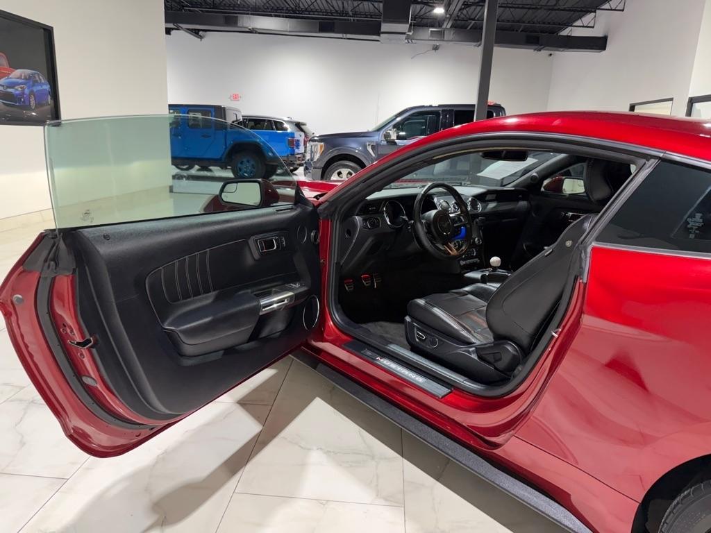 Ford Mustang GT Premium Coupe 2017