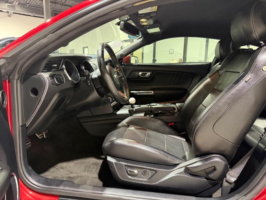 Ford Mustang GT Premium Coupe 2017