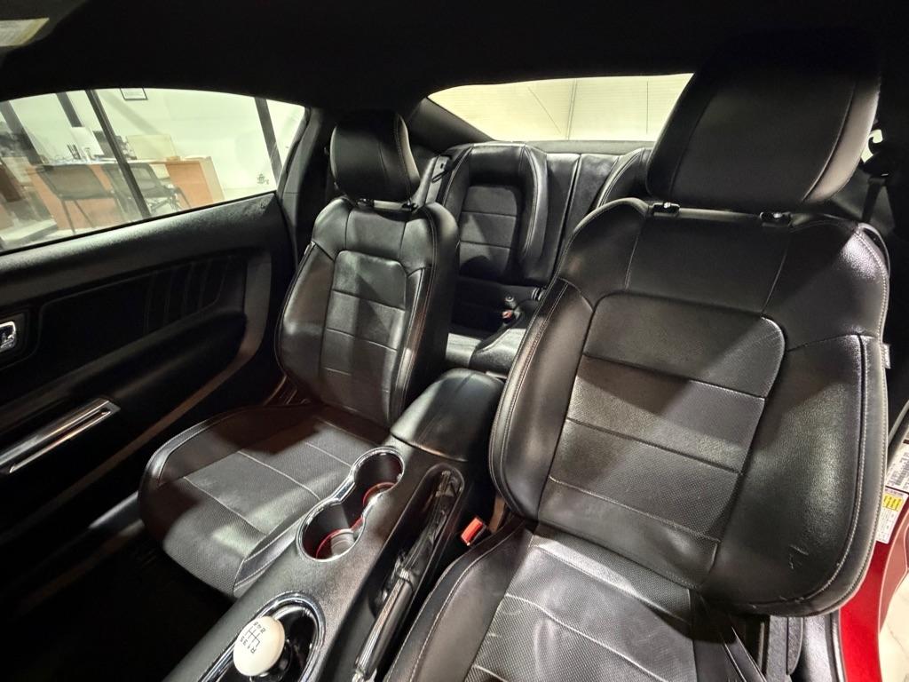 Ford Mustang GT Premium Coupe 2017