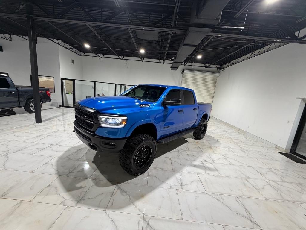 RAM 1500 Big Horn Crew Cab SWB 4WD 2023
