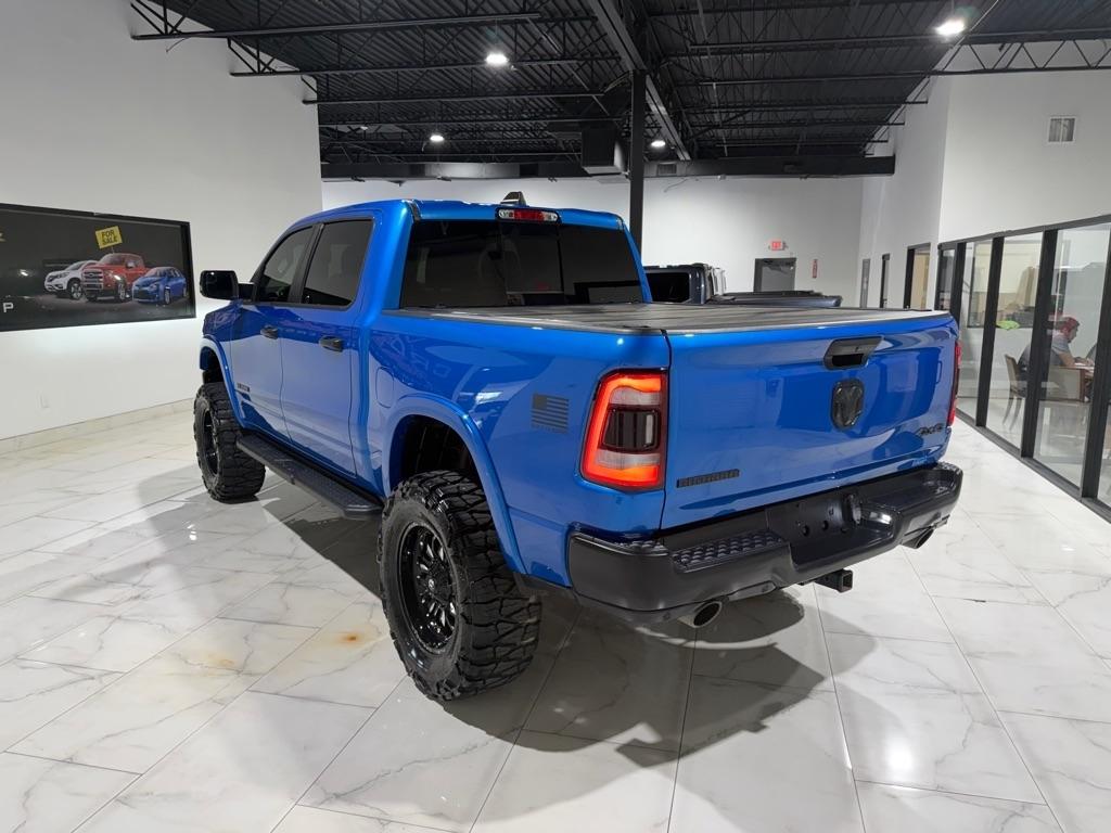 RAM 1500 Big Horn Crew Cab SWB 4WD 2023