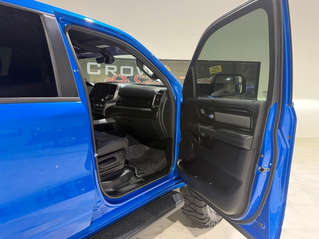 RAM 1500 Big Horn Crew Cab SWB 4WD 2023