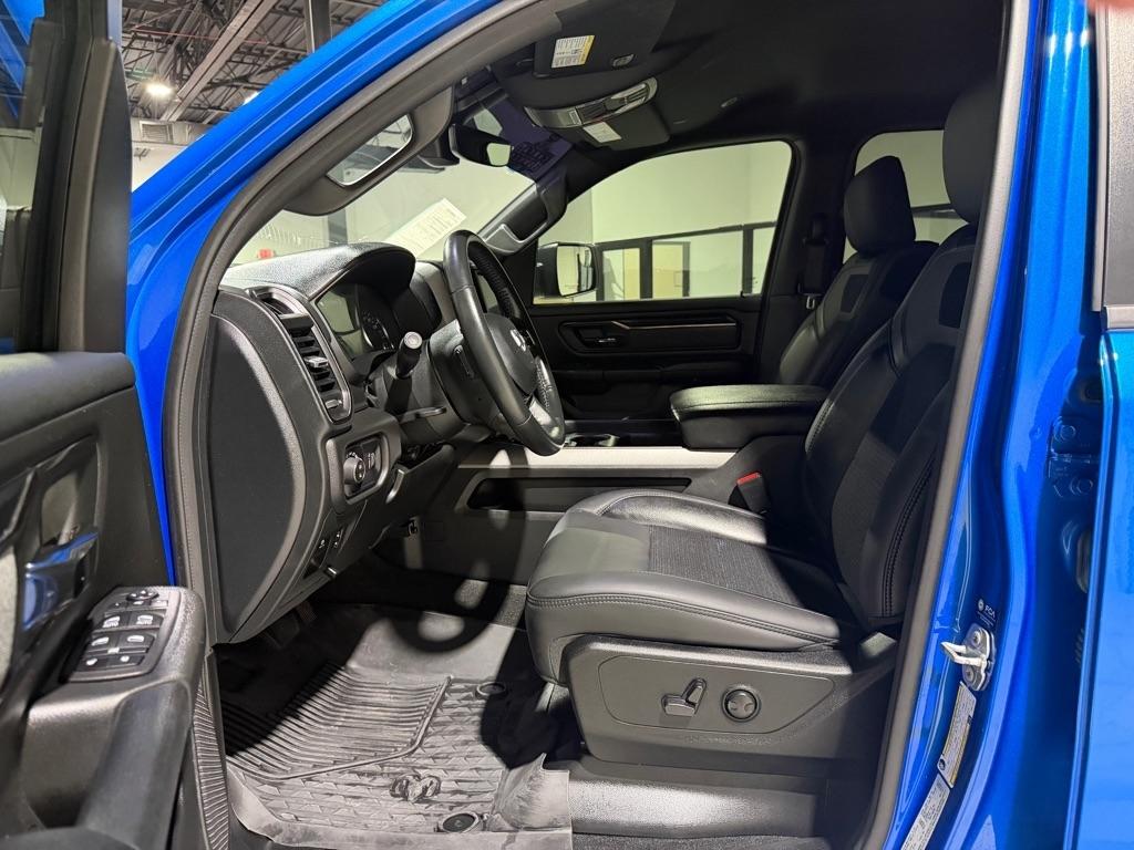 RAM 1500 Big Horn Crew Cab SWB 4WD 2023