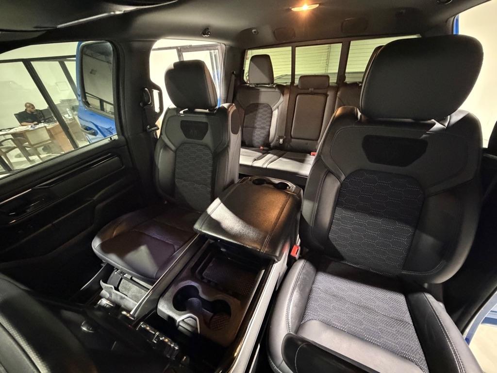 RAM 1500 Big Horn Crew Cab SWB 4WD 2023