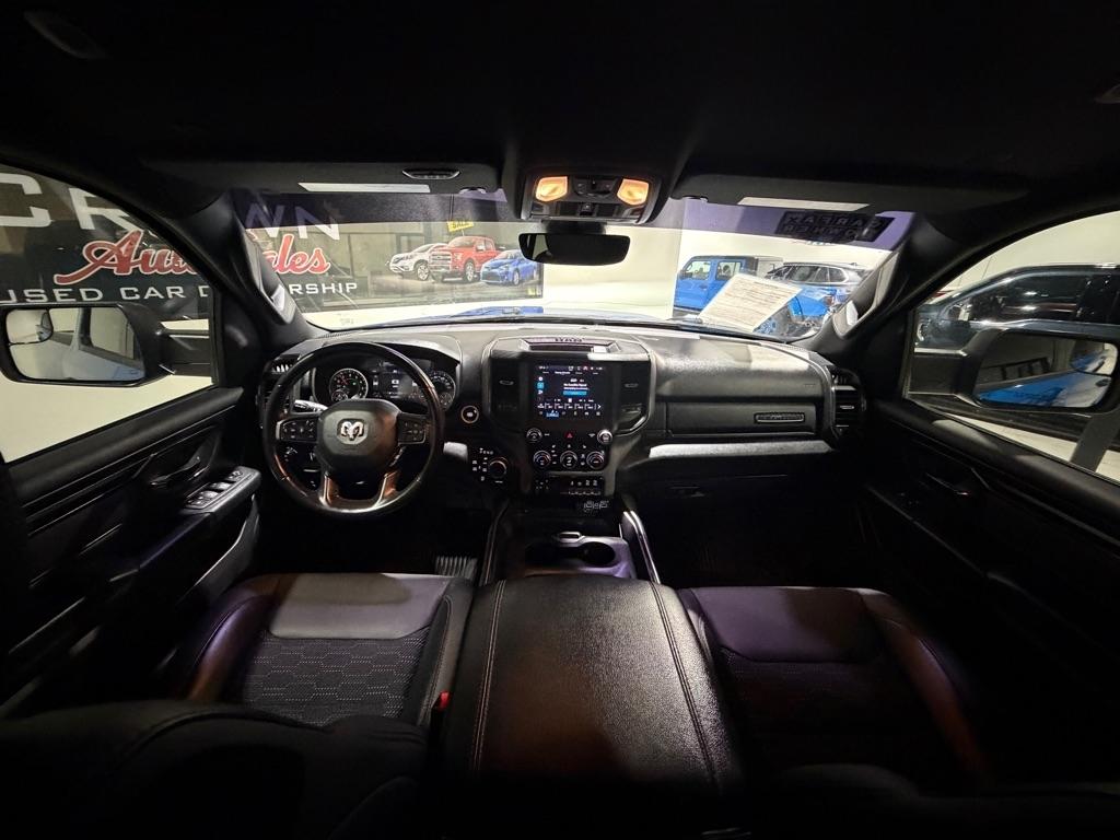 RAM 1500 Big Horn Crew Cab SWB 4WD 2023