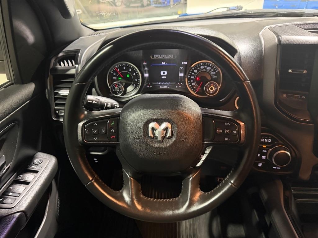 RAM 1500 Big Horn Crew Cab SWB 4WD 2023